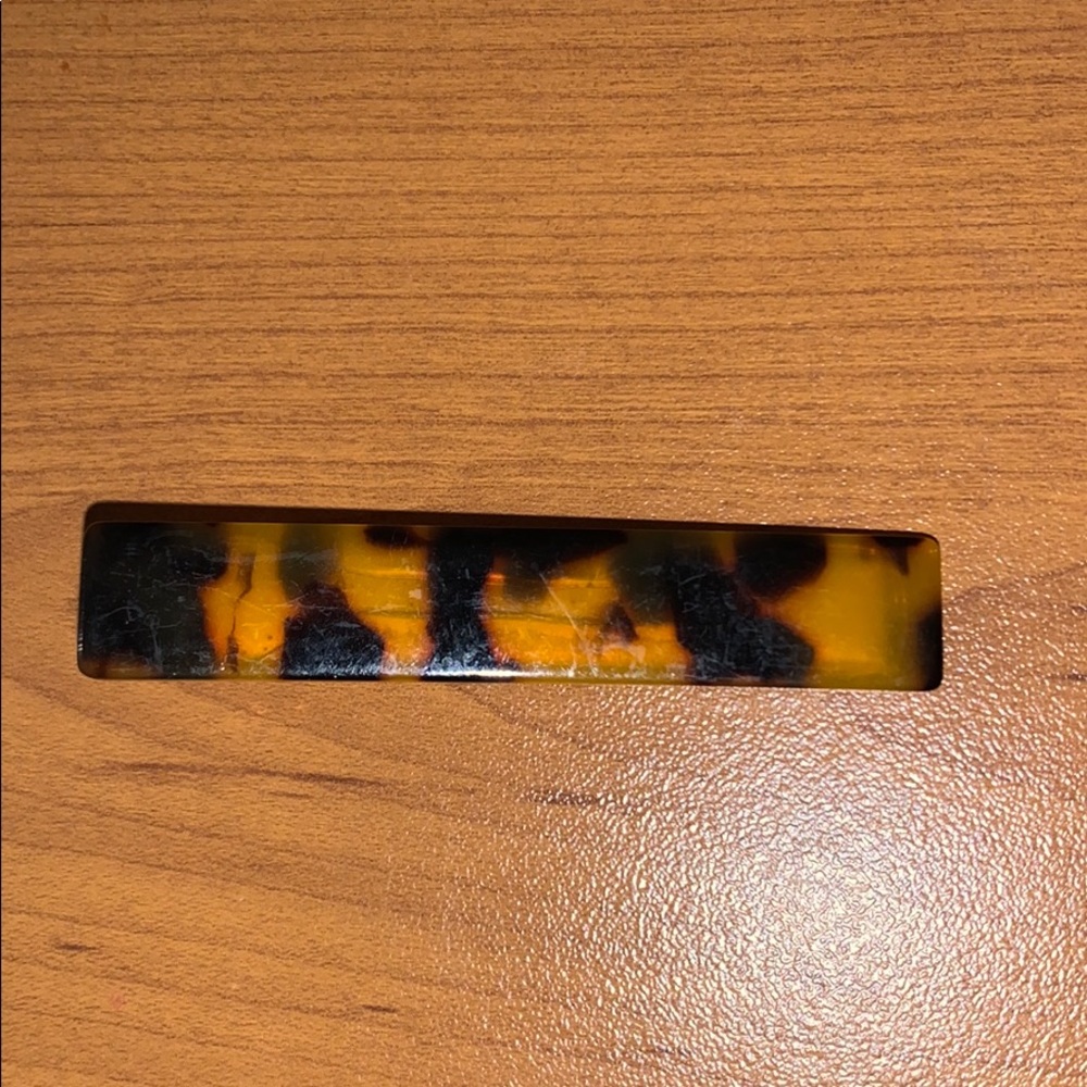 Cheetah hair pin